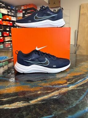 Nike Downshifter 12 Midnight Navy / Worn Blue 11.5M Brand New